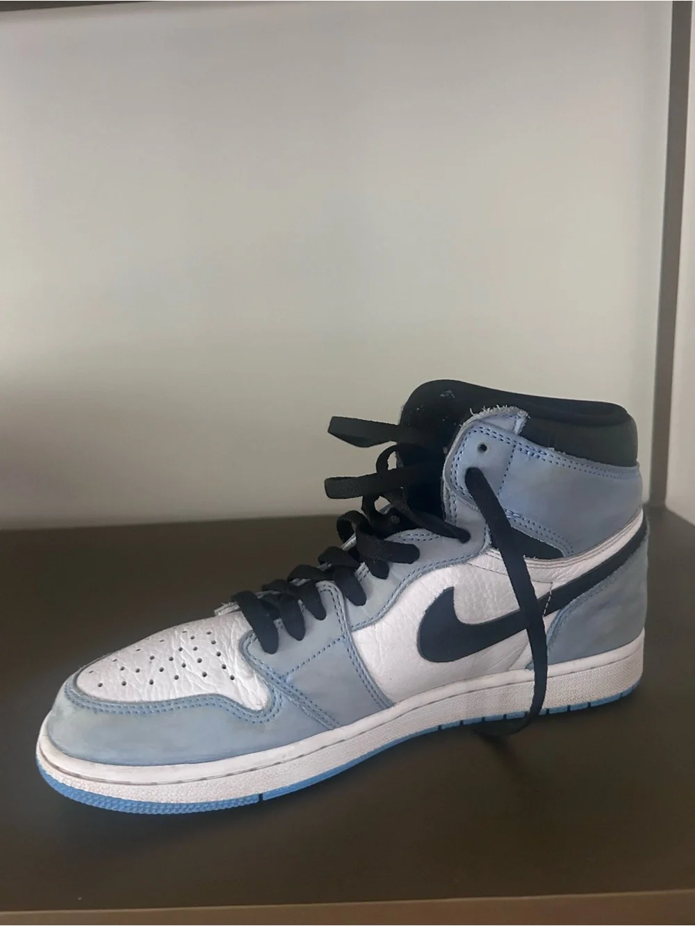 Air Jordan 1, Retro High-Top Sneaker in Carolina Blue